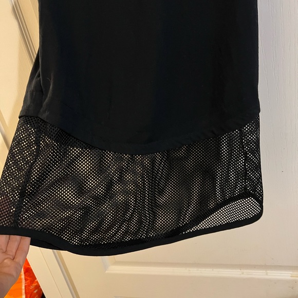 Nike tank top. Size small - Picture 3 of 5